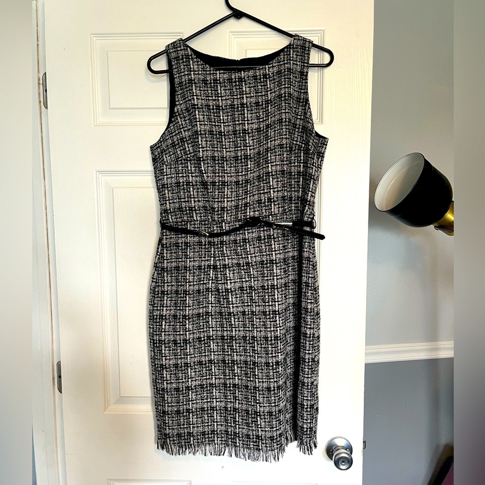 AGB Black Sheath Midi Dress Sleeveless Scoop Neck